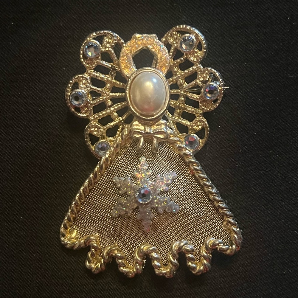 Vintage Gold Tone Angel Brooch with Blue stones and mesh Snowflake Design